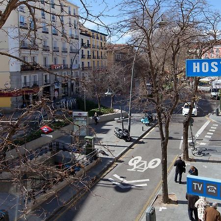 Hostal Montaloya Madrid Exterior foto