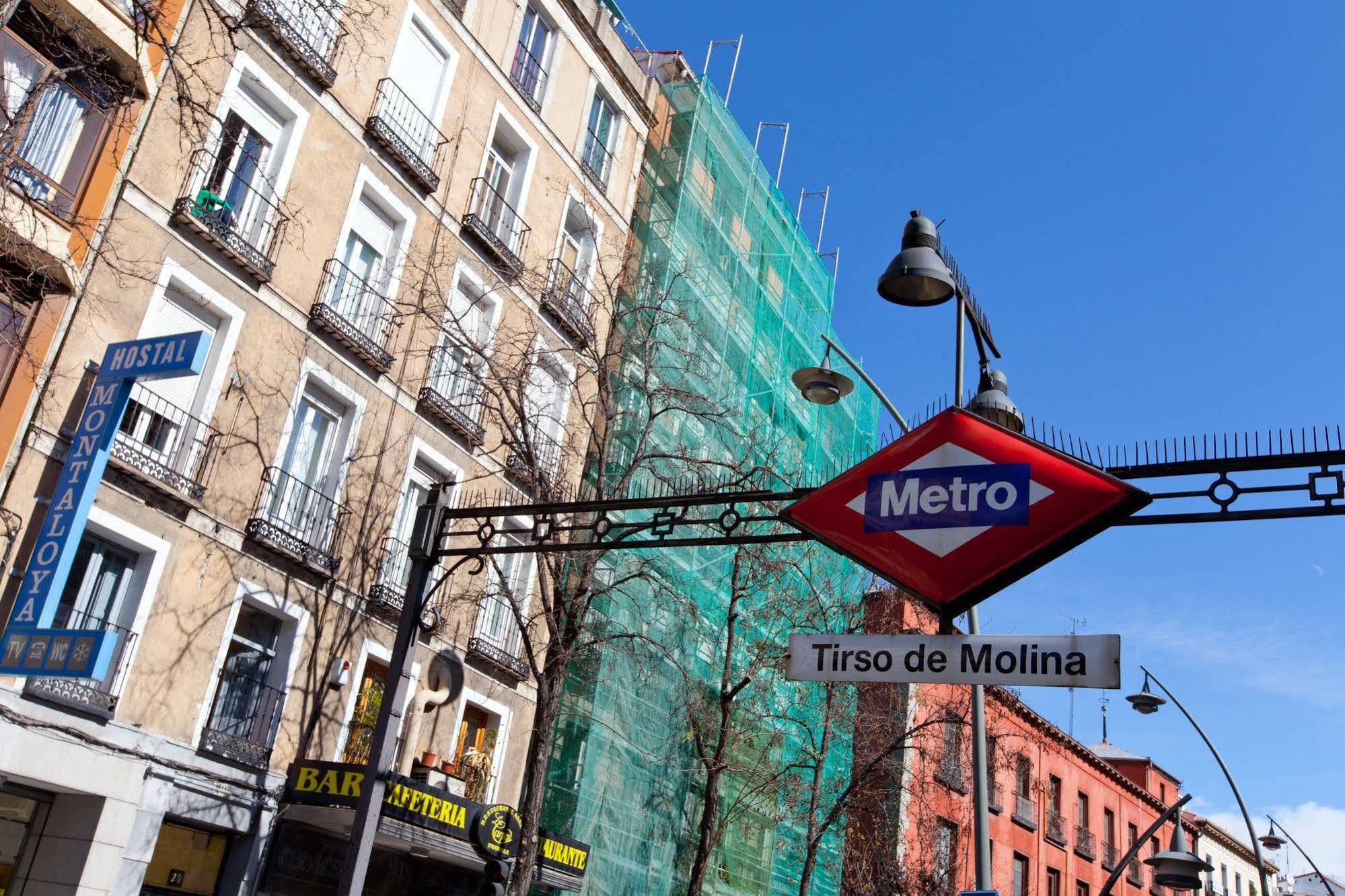 Hostal Montaloya Madrid Exterior foto